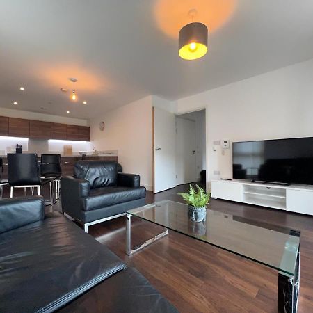 Modern 2Br 2Ba Apt Wparking Sleeps 6 Comfortably Londra Exterior foto