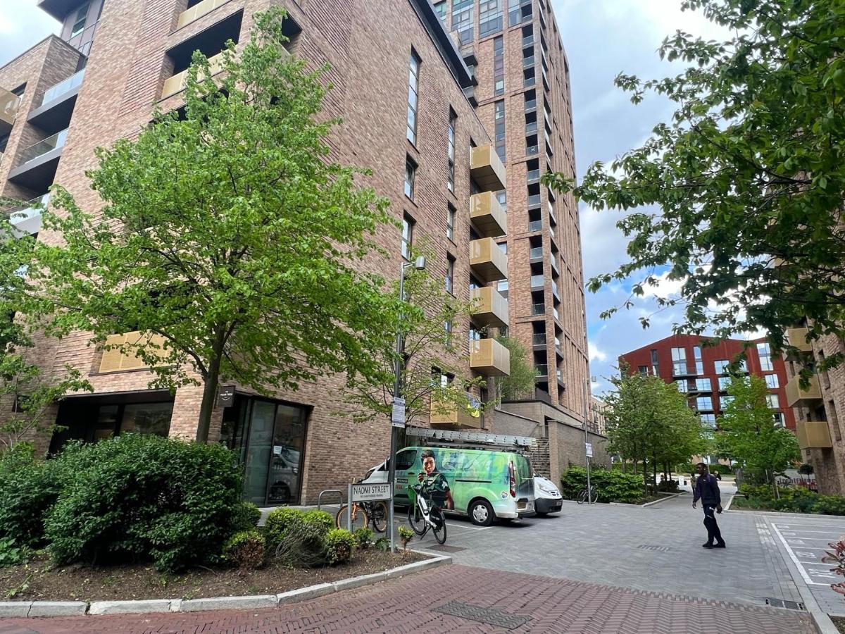 Modern 2Br 2Ba Apt Wparking Sleeps 6 Comfortably Londra Exterior foto